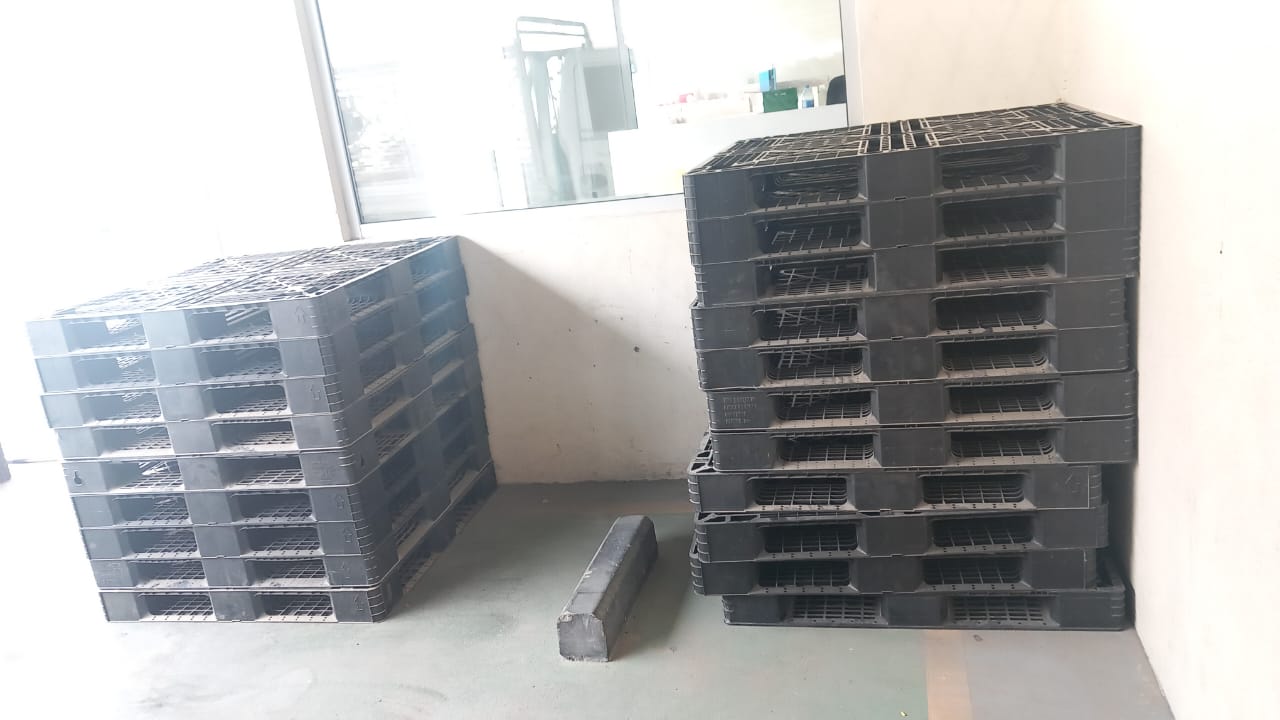 plastic pallets 0555450341 